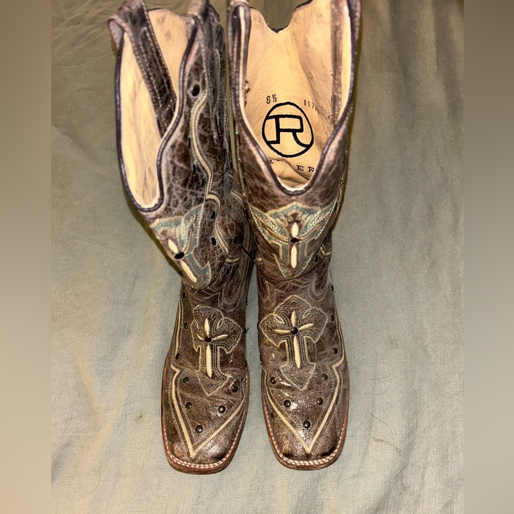 Roper Boots